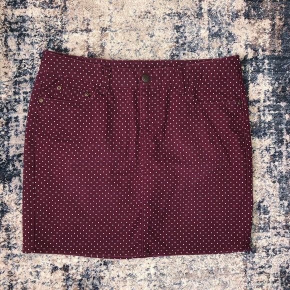 Women’s Medium Polka Dot Skirt - Picture 1 of 1
